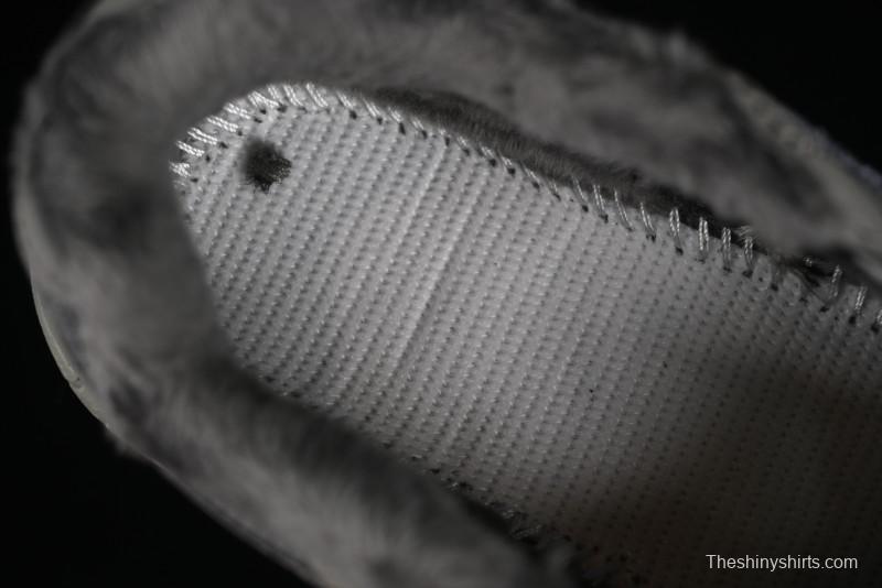 New Balance 2002R Series Hook & Loop Kids Shoes with Fleece Lining - PV2002RA