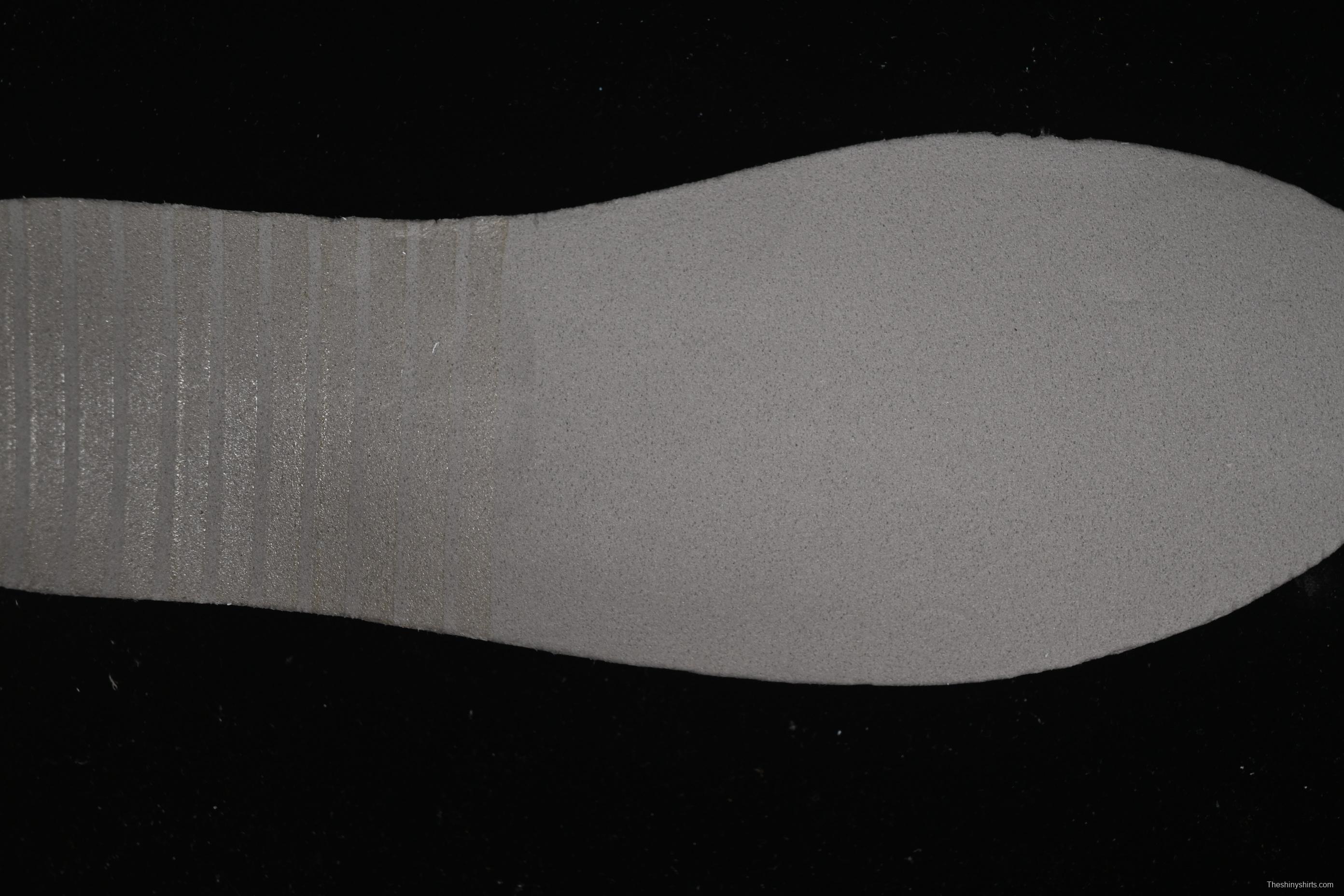 Nike Dunk Low Retro Casual Sneakers in Leather and Suede with Pre-Aged Coconut Milk Sole - IB6399-400