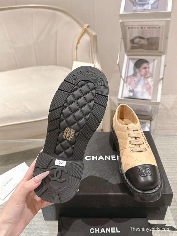 2025 Women Chanel Beige Black Leather Platform Oxford B2099