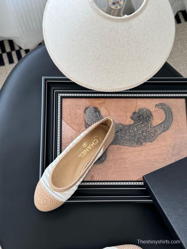 2025 Women Chanel White Beige Leather Mesh Ballet Flats LY00280