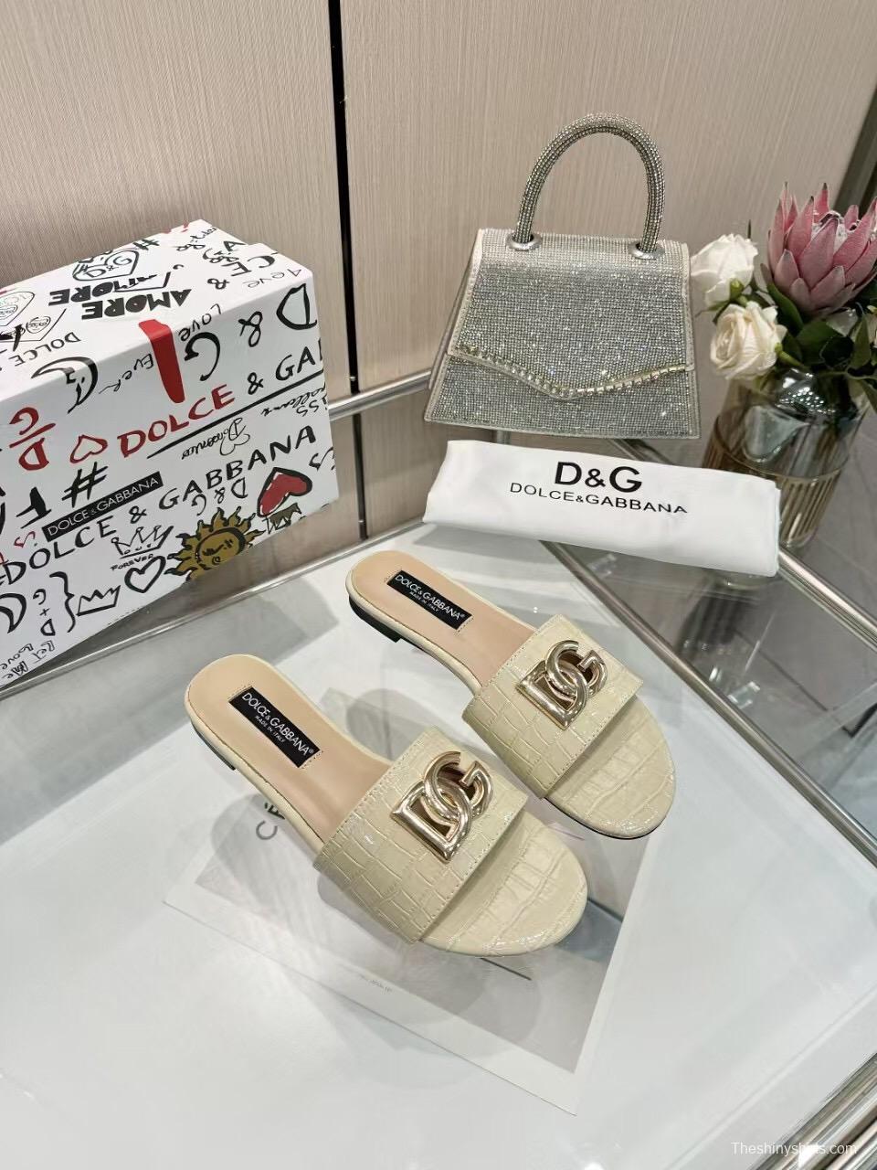 2025 Women Dolce & Gabbana Beige Leather Slippers