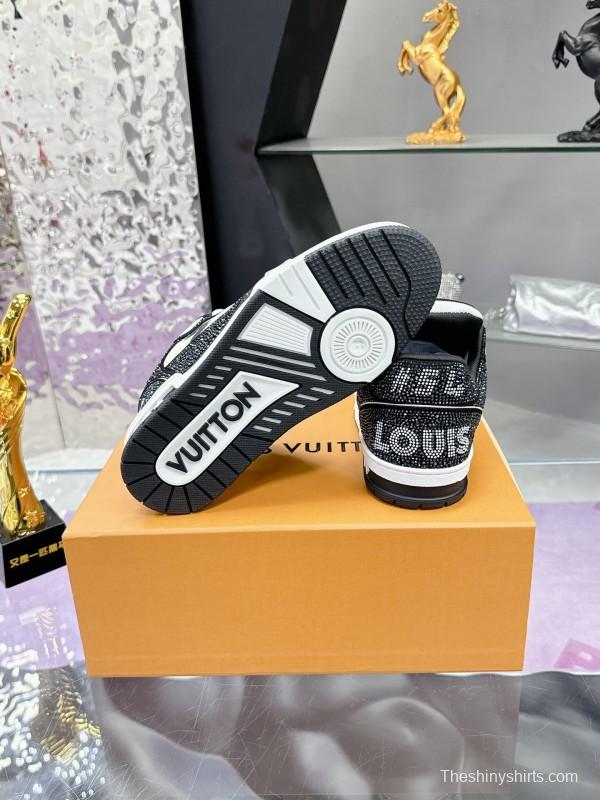 2025 Unisex Louis Vuitton Black White Leather Canvas Plimsolls Handmade Rhinestones AS00400