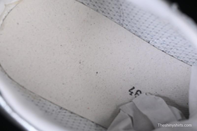 Onitsuka Tiger Edr 78 Low-Top Running Shoes with Comfortable Anti-Slip Durable Design - 1183C530-020