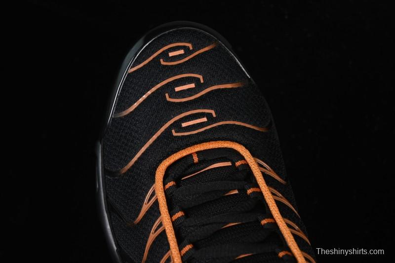 Nike Air Max Plus Retro Running Shoes with Air Cushion - FN6949-400